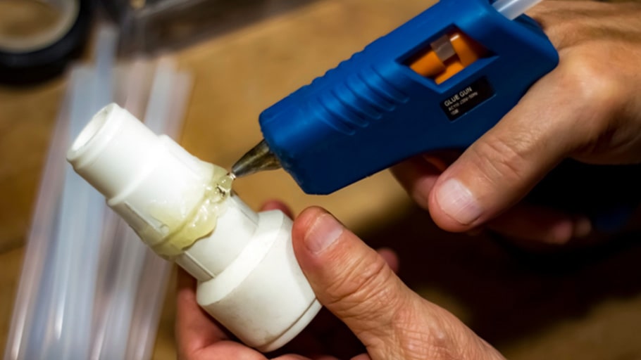 Epoxy Adhesion to Plastics & Composites