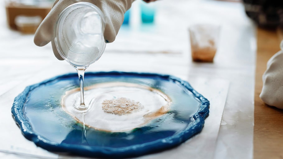 Epoxy Adhesion to Glass