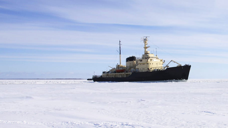 NSPC Phenalkamines: Protecting ships in extreme conditions. Our specialized epoxy curing agents withstand harsh environments, ensuring durability and reliability